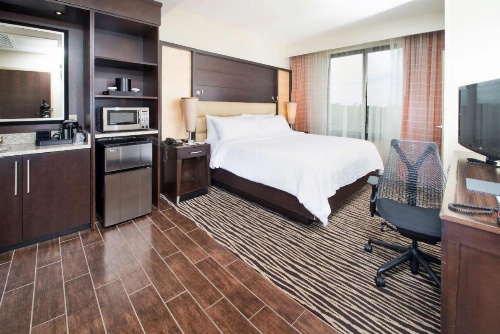 Embassy Suites By Hilton Fayetteville Fort Bragg image 6